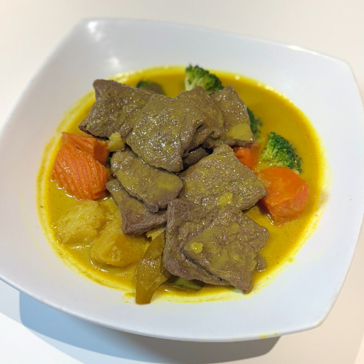 TD10 Yellow Curry Soy Beef