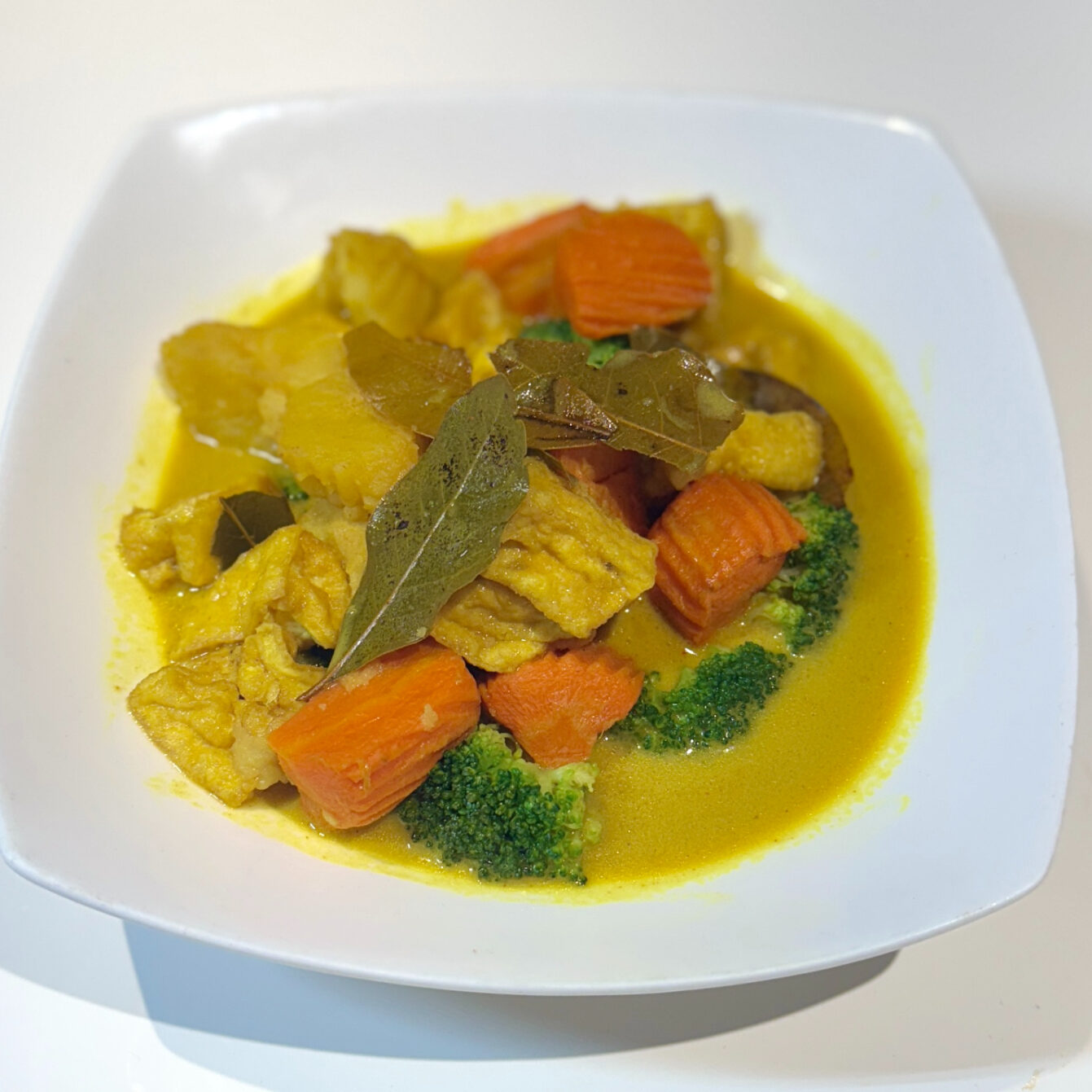 TD13 Yellow Curry Tofu