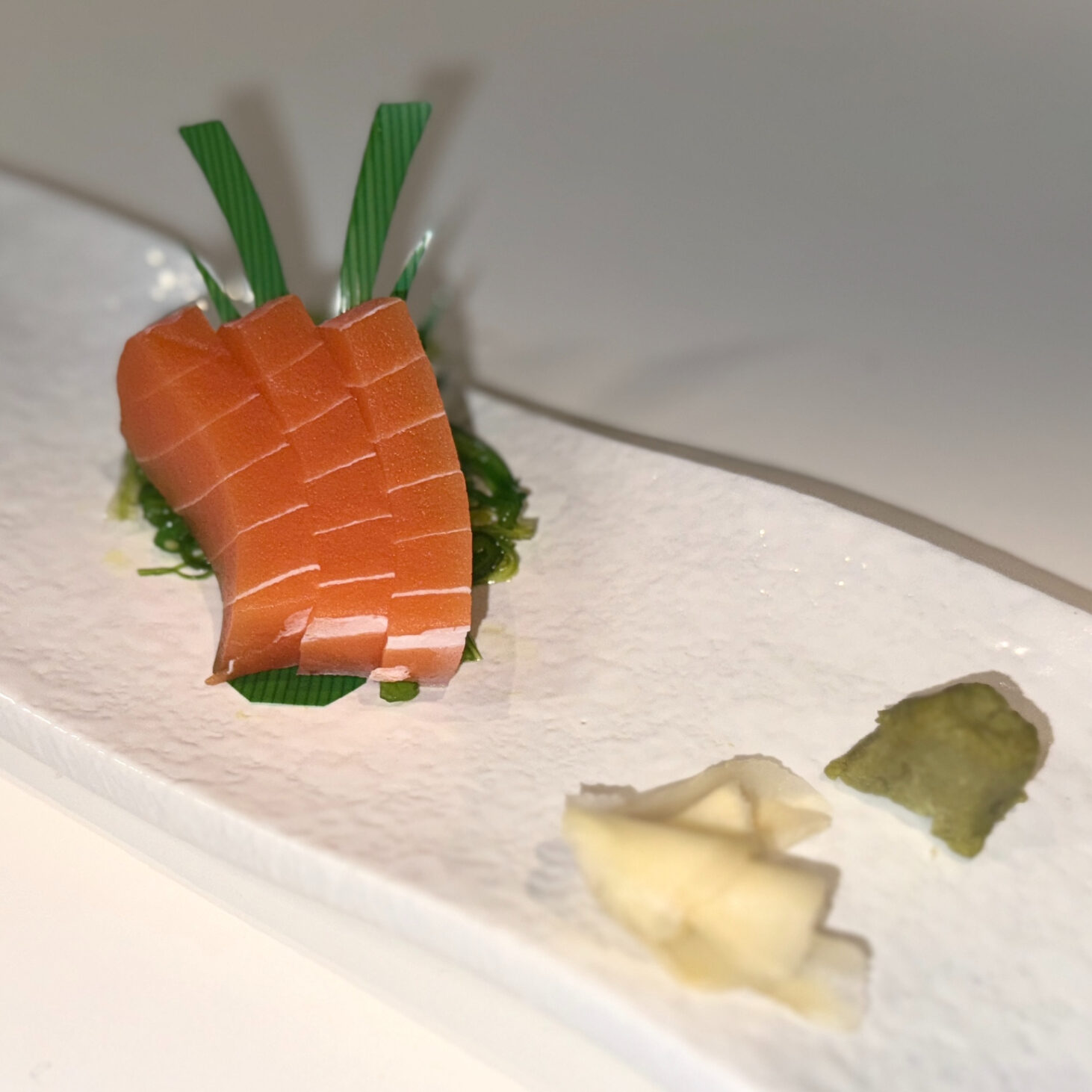 AL8 Veg-Salmon Sashimi